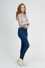 Load image into Gallery viewer, JEANS WITH DETAILS FRONT AND BACK - GG884MS-SL
