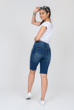 Load image into Gallery viewer, JEAN SHORTS WITH GEOMETRIC EMBROIDERY - GG989MS-BE
